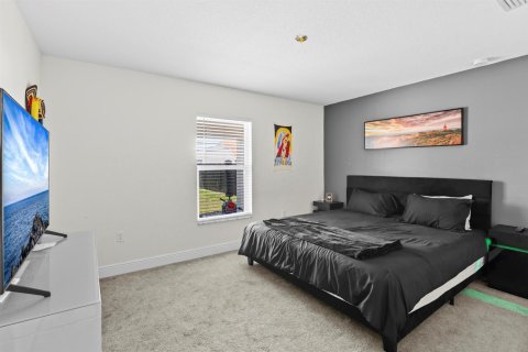 House in Port St. Lucie, Florida 4 bedrooms, 190.45 sq.m. № 2177022 - photo 27