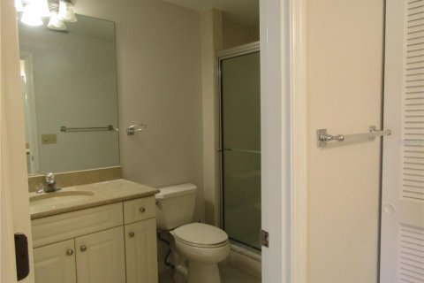Villa ou maison à louer à Sarasota, Floride: 2 chambres, 120.87 m2 № 2106940 - photo 15