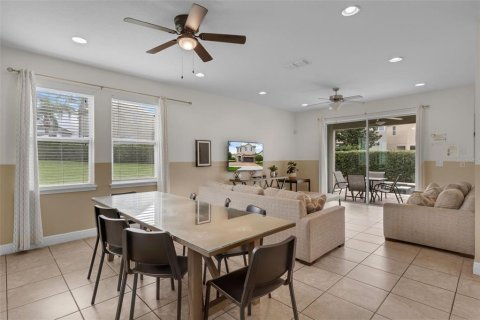 Casa en venta en Kissimmee, Florida, 8 dormitorios, 316.98 m2 № 1773886 - foto 4