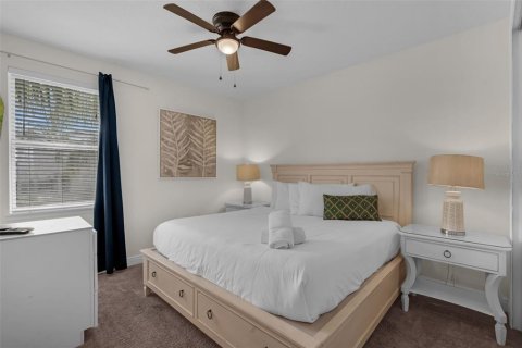 Casa en venta en Kissimmee, Florida, 8 dormitorios, 316.98 m2 № 1773886 - foto 10