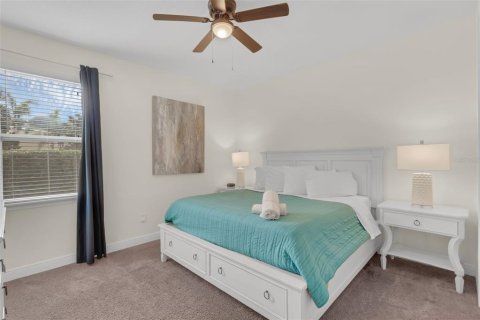 Casa en venta en Kissimmee, Florida, 8 dormitorios, 316.98 m2 № 1773886 - foto 16