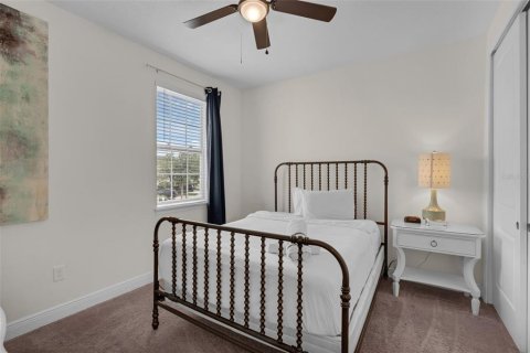 Casa en venta en Kissimmee, Florida, 8 dormitorios, 316.98 m2 № 1773886 - foto 15