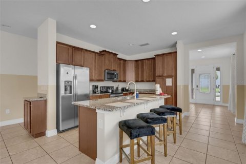 Casa en venta en Kissimmee, Florida, 8 dormitorios, 316.98 m2 № 1773886 - foto 7