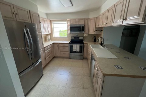 Condo in Marathon, Florida, 3 bedrooms  № 1764479 - photo 6