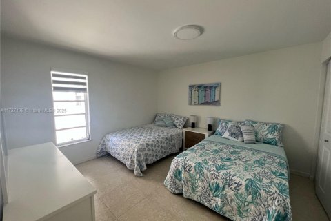 Condo in Marathon, Florida, 3 bedrooms  № 1764479 - photo 24