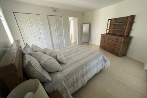 Condo in Marathon, Florida, 3 bedrooms  № 1764479 - photo 23