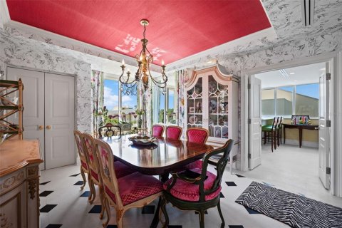 Condo in Belleair, Florida, 2 bedrooms  № 2144160 - photo 21