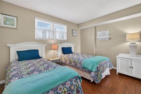 Condo in Clearwater, Florida, 2 bedrooms  № 2124815 - photo 22