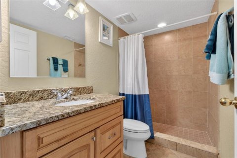 Condo in Clearwater, Florida, 2 bedrooms  № 2124815 - photo 8