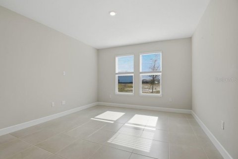 House in New Smyrna Beach, Florida 4 bedrooms, 299.24 sq.m. № 2208822 - photo 22