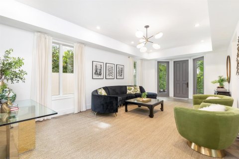 Casa en venta en Palm Beach, Florida, 4 dormitorios, 378.67 m2 № 2184923 - foto 2