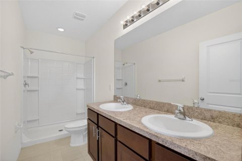 Townhouse in Riverview, Florida 3 bedrooms, 158.58 sq.m. № 2156519 - photo 30