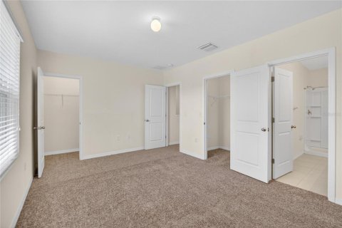 Townhouse in Riverview, Florida 3 bedrooms, 158.58 sq.m. № 2156519 - photo 28