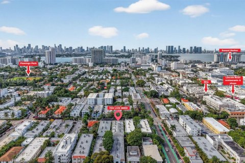 Condo in Miami Beach, Florida, 1 bedroom № 1988043 - photo 3