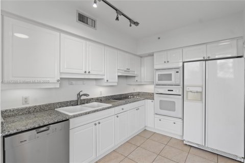 Copropriété à vendre à Miami Beach, Floride: 1 chambre, 102.19 m2 № 1941507 - photo 13