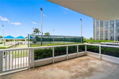 Copropriété à vendre à Miami Beach, Floride: 1 chambre, 102.19 m2 № 1941507 - photo 3