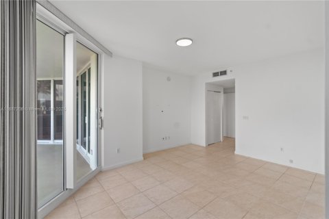 Copropriété à vendre à Miami Beach, Floride: 1 chambre, 102.19 m2 № 1941507 - photo 23