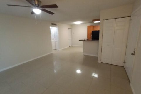 Condo in Coconut Creek, Florida, 1 bedroom  № 2083831 - photo 6