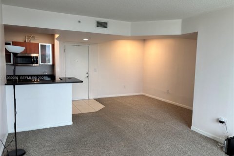 Condo in Aventura, Florida, 2 bedrooms  № 2088596 - photo 10