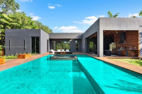 House in Miami, Florida 5 bedrooms № 2080277 - photo 27