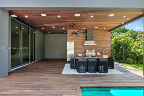 House in Miami, Florida 5 bedrooms № 2080277 - photo 23