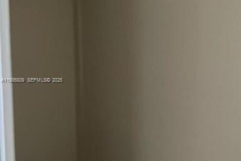 Casa en alquiler en Fort Lauderdale, Florida, 2 dormitorios, 110.55 m2 № 2055143 - foto 14