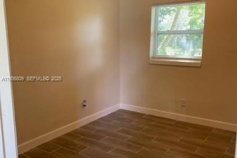 Casa en alquiler en Fort Lauderdale, Florida, 2 dormitorios, 110.55 m2 № 2055143 - foto 15
