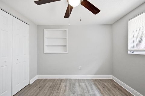 House in Port Richey, Florida 2 bedrooms, 99.59 sq.m. № 2235499 - photo 28