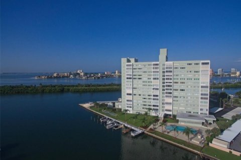 Copropriété à vendre à Clearwater, Floride: 1 chambre, 92.44 m2 № 1689690 - photo 1