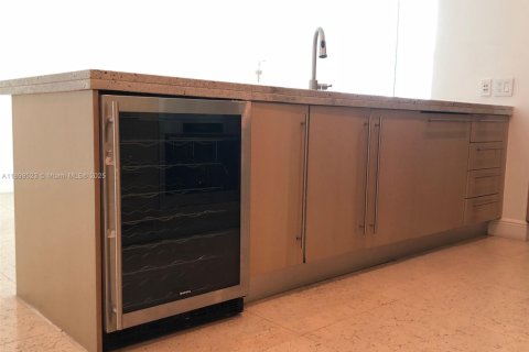 Купить кондоминиум в Майами, Флорида 2 спальни, 123.19м2, № 2053546 - фото 13