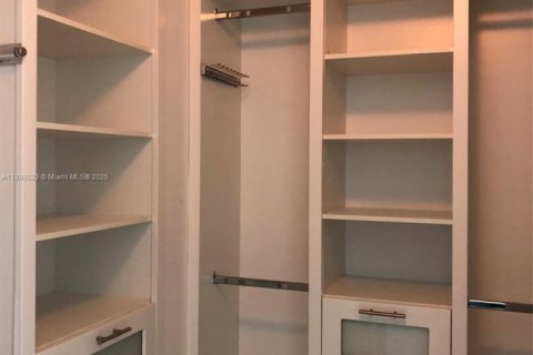 Купить кондоминиум в Майами, Флорида 2 спальни, 123.19м2, № 2053546 - фото 27