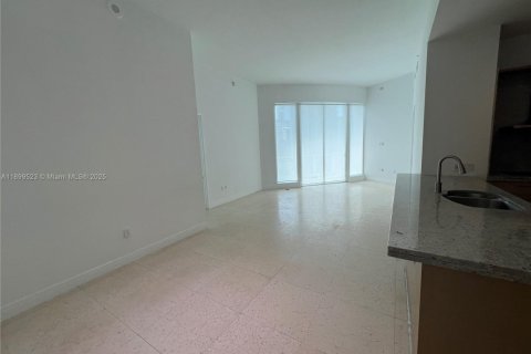 Купить кондоминиум в Майами, Флорида 2 спальни, 123.19м2, № 2053546 - фото 24