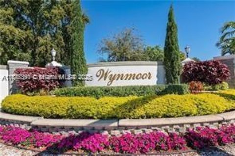 Снять в аренду кондоминиум в Коконат Крик, Флорида 2 спальни, 93.09м2, № 1935966 - фото 1