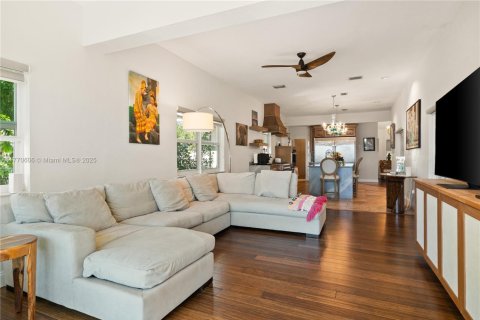 Villa ou maison à vendre à Key Largo, Floride: 3 chambres, 237.46 m2 № 2037983 - photo 10