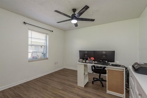 Casa en venta en Palm Harbor, Florida, 3 dormitorios, 190.64 m2 № 1796218 - foto 19