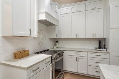 Casa en venta en Palm Harbor, Florida, 3 dormitorios, 190.64 m2 № 1796218 - foto 10