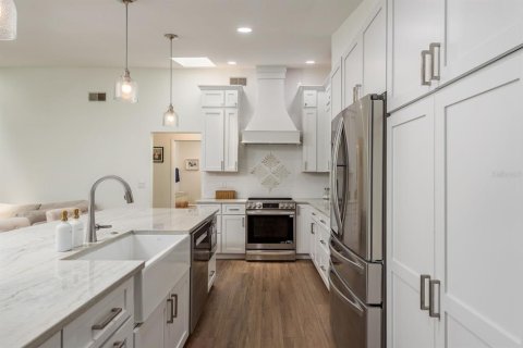 Casa en venta en Palm Harbor, Florida, 3 dormitorios, 190.64 m2 № 1796218 - foto 9