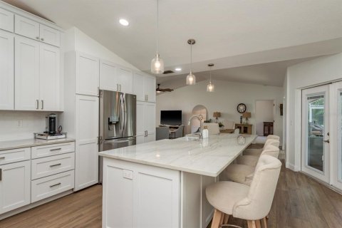 Casa en venta en Palm Harbor, Florida, 3 dormitorios, 190.64 m2 № 1796218 - foto 7