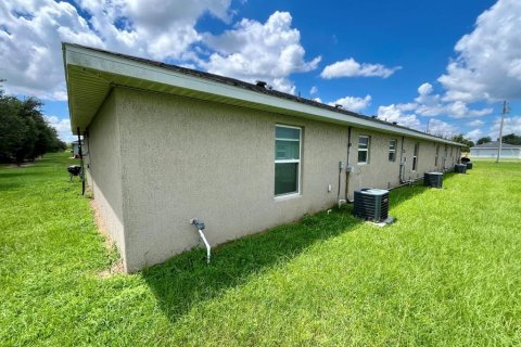 Commercial property in Ocala, Florida 8 bedrooms, 361.2 sq.m. № 1894897 - photo 3