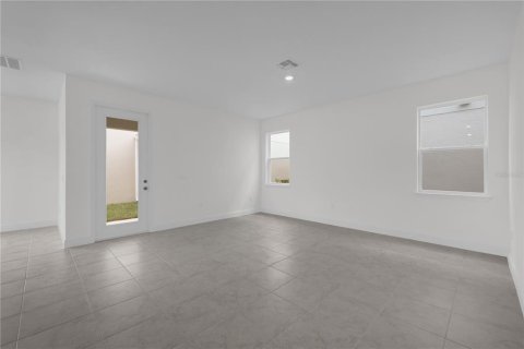 Villa ou maison à louer à Winter Garden, Floride: 4 chambres, 233.65 m2 № 2421751 - photo 4