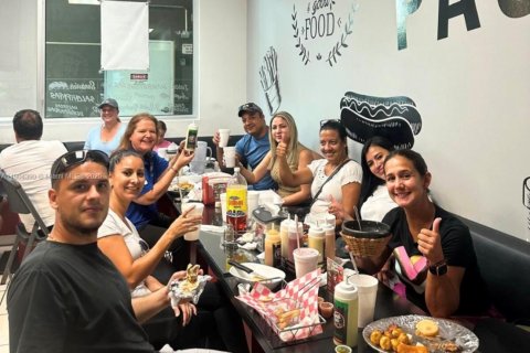 Propiedad comercial en venta en Miami, Florida № 2012278 - foto 2