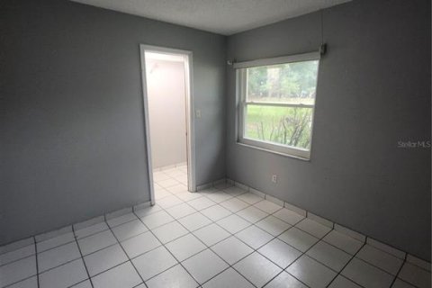 House in Orlando, Florida 4 bedrooms, 179.77 sq.m. № 2302968 - photo 27