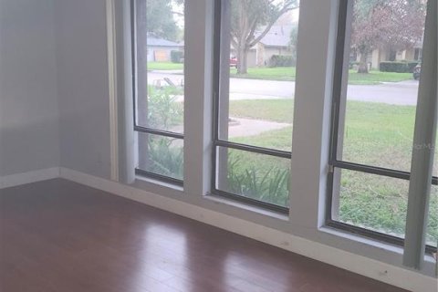 House in Orlando, Florida 4 bedrooms, 179.77 sq.m. № 2302968 - photo 11