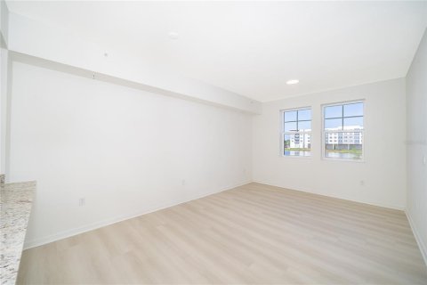 Condo in Orlando, Florida, 1 bedroom  № 2112102 - photo 8