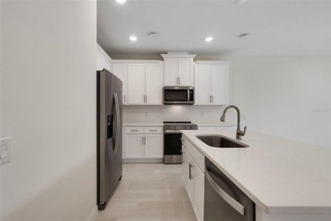 Townhouse in Sanford, Florida 3 bedrooms, 143.44 sq.m. № 2092341 - photo 9