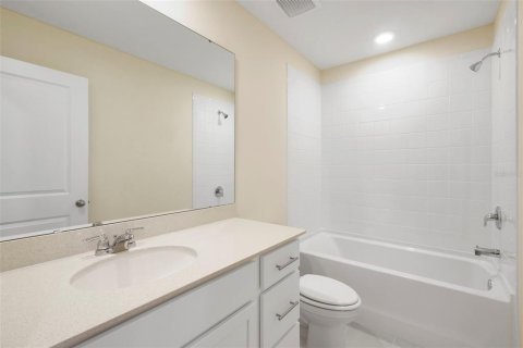 Townhouse in Sanford, Florida 3 bedrooms, 143.44 sq.m. № 2092341 - photo 21