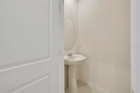 Townhouse in Sanford, Florida 3 bedrooms, 143.44 sq.m. № 2092341 - photo 7