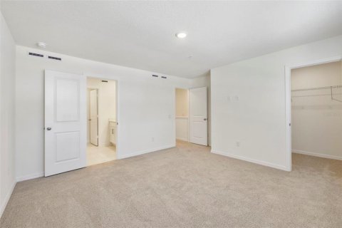 Townhouse in Sanford, Florida 3 bedrooms, 143.44 sq.m. № 2092341 - photo 16