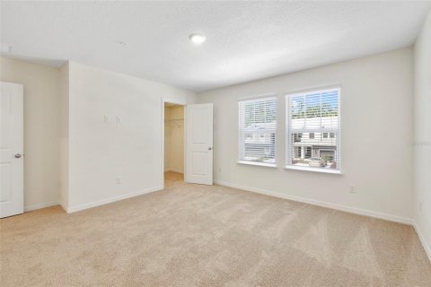 Townhouse in Sanford, Florida 3 bedrooms, 143.44 sq.m. № 2092341 - photo 15