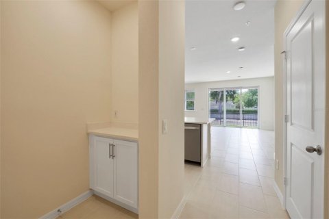 Townhouse in Sanford, Florida 3 bedrooms, 143.44 sq.m. № 2092341 - photo 6